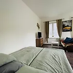 Luxura Apartmán *