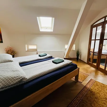 Апартаменты Apartma Luxura Дечин